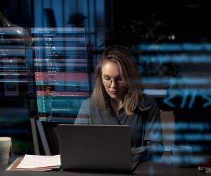 <i>La IA ha dejado de ser una promesa experimental para convertirse en la infraestructura crítica que sustenta toda la operación empresarial. Foto de iStock</i>