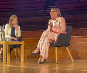 <i>Debate entre los candidatos a ocupar la Secretaría General de la ONU, el argentino Rafael Grossi, la chilena Michelle Bachelet, la ecuatoriana María Fernanda Espinosa y la costarricense Rebeca Grynspan, todos ellos latinoamericanos y con carreras vinculadas a diversos organismos de la ONU, este jueves en Londres. EFE/Luis Campello</i>