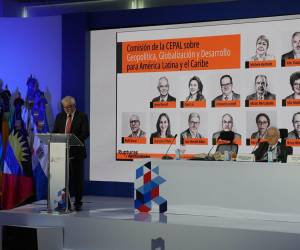 <i>El informe señala también ocho rupturas en el orden mundial, como la globalización reconfigurada, erosión del multilateralismo, hegemonía unipolar, reconfiguración del poder blando, retroceso de la democracia, desinformación, retroceso en materia de derechos y fin del consenso mundial sobre el clima. Foto de cortesía</i>