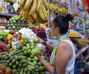 Compras en Centroamérica disminuyen un 5 % en el primer trimestre