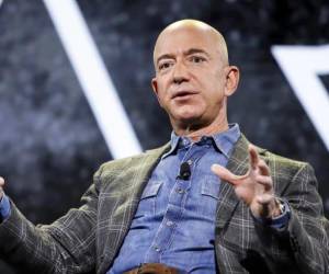 Jeff Bezos hace una ‘compra trol’ de acciones de Amazon