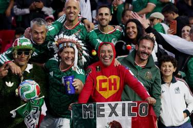 <i>La energía de los mexicanos estalló a los 22 minutos con el gol de Julián Quiñones y el apoyo fue en aumento hasta la anotación de Raúl Jiménez al minuto 31. Foto de cortesía</i>