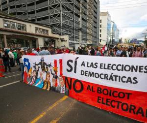 <i>Por ley, el Consejo Nacional Electoral (CNE) tiene hasta el 30 de diciembre para dar a conocer los resultados, pero con la parálisis del escrutinio especial la situación poselectoral se podría agravar más si los resultados no están antes de que se venza el plazo. Foto de cortesía</i>