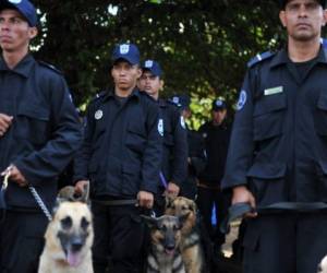 Nicaraguan Police Special Operations (DOEP) unit personnel participate in the the ceremony of laying the foundation stone of the Anti-drugs Training Center of the Federal Service for the Control of Drug Trafficking of the Russian Federation in Nicaragua. Managua, on March 22, 2013. AFP PHOTO/Hector RETAMAL / AFP PHOTO / HECTOR RETAMAL