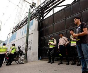 Polar es reconocida en Venezuela por producir la cerveza de mayor consumo en el país y por elaborar la harina para cocinar las populares arepas, alimento típico del país caribeño. También distribuye las bebidas Pepsi y Gatorade. (Foto: Reuters).