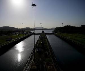 <i>Vista de las Esclusas de Miraflores del Canal de Panamá, en la Ciudad de Panamá el 10 de enero de 2024. FOTO MARTÍN BERNETTI / AFP</i>