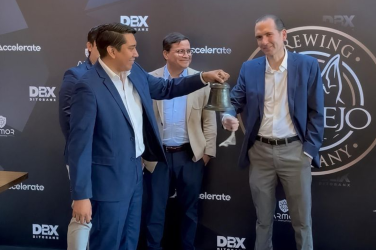 <i>La iniciativa, desarrollada en alianza con DitoBanx, Accelerate Law Firm y Armor Analytics, marca un precedente en la región al convertirse en la primera tokenización de deuda estructurada sobre una cadena alimenticia en El Salvador. Foto de cortesía</i>