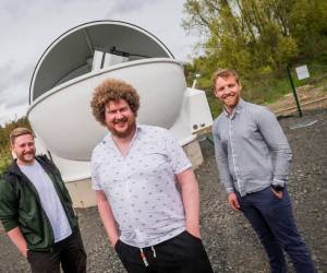 La instalación cuenta con una cúpula de 4,5 metros y dos telescopios de alta precisión: uno de 70 centímetros con sistemas avanzados de seguimiento, y otro de 40 con cámaras visibles e infrarrojas. Foto de EFE