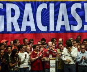 Julio Borges, líder de la oposición, lideró el discurso tras conocerse los resultados de la histórica votación que no cuenta con el aval del gobierno.