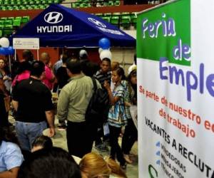 La fuerte caída de los contratos por obra terminada está vinculada a la casi finalización del proyecto de ampliación del Canal de Panamá, la culminación de megaproyectos del sector público y la caída de la inversión gubernamental.