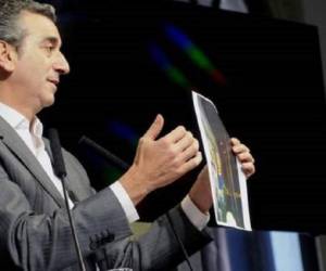 'No hay dudas de que se trató de un sabotaje', afirmó Randazzo y pidió que la Justicia actuar rápido para determinar 'si hay o no mafias. Si es así, queremos que terminen presos', añadió. (Foto: Clarín).