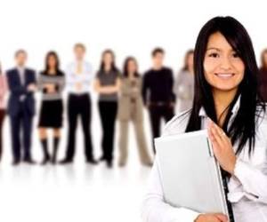 Fotografía donde se aprecia la silueta de los rascacielos de la ciudad de Nueva York (EEUU). EFE/EPA/Alba Vigaray/Archivo