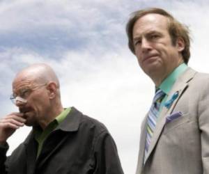 Walter y Saúl ('Breaking Bad'), dos íconos de la ficción que representan los engranajes de una realidad global del capitalismo: el lavado de dinero y sus canales para la legitimación. (Foto: Archivo)