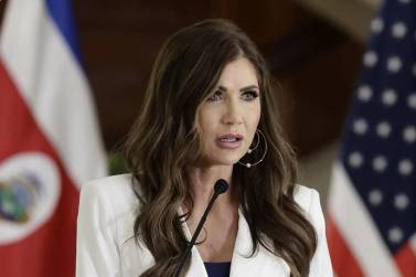 La secretaria de Seguridad Nacional, Kristi Noem, en una fotografía de archivo. EFE/ Jeffrey Arguedas