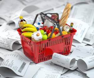 <i>Entre los países centroamericanos, Honduras presentó la mayor inflación interanual, con 5.58 % en julio, aunque por segundo mes consecutivo mostró una reducción respecto al máximo reciente alcanzado en mayo. Bet_Noire / Getty Images/iStockphoto</i>