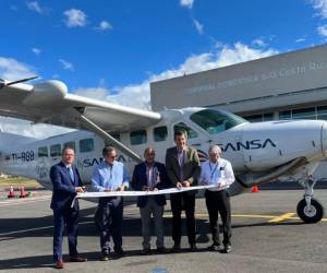 Aerolínea SANSA reconecta San José y Managua