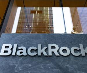 Un fondo de crédito privado vinculado a BlackRock limitó los retiros de inversores tras recibir solicitudes de rescate por alrededor de US$1.200 millones. (Foto: Archivo)