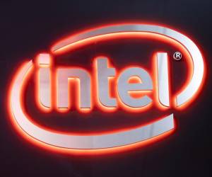<i>Fotografía de archivo del logo de Intel. EFE/Ian Langsdon</i>