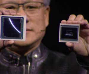<i>Trump rebajó la importancia de que Nvidia haya obtenido de nuevo una licencia para vender en China los chips de IA, sujetos a controles por motivos de seguridad nacional, asegurando que esos procesadores están obsoletos, aunque todavía tienen un mercado. FOTO NVIDIA</i>
