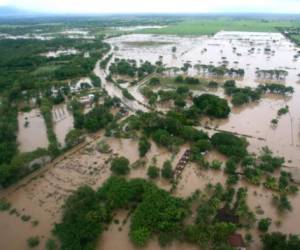 La falta de un ordenamiento territorial integral y su implementación contribuye a la degradación de los recursos naturales y el ambiente.