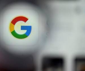 <i>Para los editores firmantes, el gigante tecnológico ha socavado la competencia leal, ha expulsado a sus competidores del mercado y ha privado a los usuarios europeos de opciones al priorizar sistemáticamente sus propios servicios. FOTO ARCHIVO E&amp;N</i>