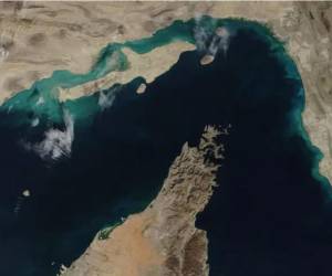 Más de 40 países presionan a Irán para reabrir Ormuz