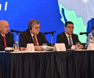 US Attorney General William Barr (2-L) attends a meeting with his counterparts Oscar Fernando Chinchilla (L) from Honduras, Raul Melara (2-R) from El Salvador and Guatemalan Maria Consuelo Porras from Guatemala over migration issues in San Salvador, on May 16, 2019. - (Photo by Oscar Rivera / AFP)