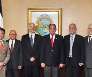 El presidente Solís expresó su compromiso de seguir avanzando en la ruta para que Costa Rica llegue a convertirse en miembro de la OCDE. (Foto: Presidencia de la República).