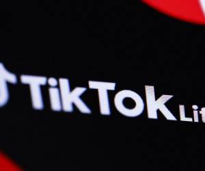 <i>(ARCHIVOS) Esta fotografía tomada el 11 de abril de 2024, en París, muestra el logo de la aplicación de red social china TikTok Lite. FOTO Kiran Ridley/AFP</i>