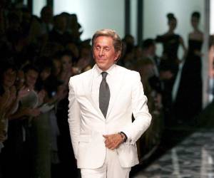 <i>Valentino Garavani, nacido el 11 de mayo de 1932 en Voghera (Lombardía, norte de Italia), fue el 'último emperador' del diseño durante una carrera de 45 años al frente de su casa de moda. EFE/EPA/ALESSANDRO DI MEO</i>