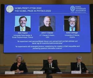 Premio Nobel de Física para tres pioneros del mundo cuántico