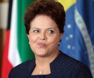 La baja popularidad de Rousseff enfrenta ahora la realidad de una debacle económica. (Foto: Archivo)