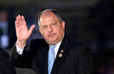 Fiscalía acusa y pide juicio contra expresidente de Costa Rica Luis Guillermo Solís