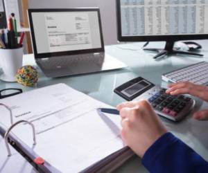 Los desafíos de implementar la factura electrónica en El Salvador