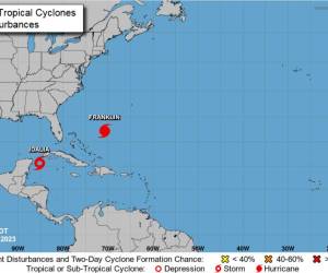 Tormenta tropical Idalia se intensifica rumbo a Florida