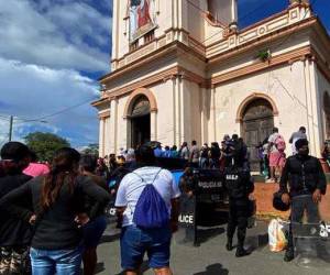 Daniel Ortega ordena a la policía que no salgan los santos a las calles de Nicaragua