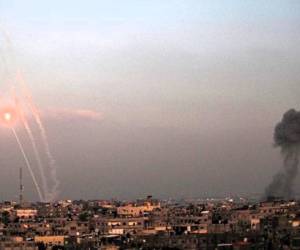 Israel reanuda los bombardeos de Gaza tras fin de la tregua con Hamás