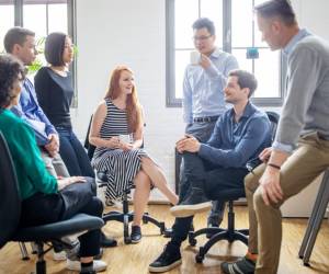 La generación Z, que generalmente se considera como las personas nacidas entre 1997 y 2012, es la generación más grande de la historia. Foto de iStock