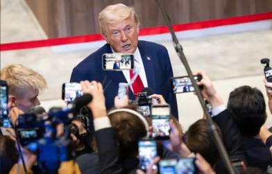 Según Foreign Policy, la administración estadounidense parece diseñar para Venezuela una estrategia pragmática basada en “zanahorias y palos”. (Foto: EFE)