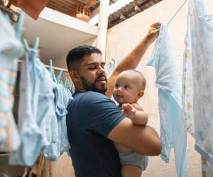 En el sector público de Costa Rica, los funcionarios gozan de un mes de licencia continua con salario completo. Foto de iStock
