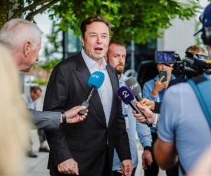 <i>El acuerdo permite a Elon Musk comprar las acciones de Tesla a un precio de US$23,3 dólares por título. El valor de las acciones de la compañía se situaba en unos US$481. Foto de iStock</i>
