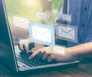 Se denomina malspam a las técnicas de envío masivo que utilizan los actores maliciosos para intentar infectar dispositivos a través de archivos o enlaces maliciosos adjuntos. Foto de archivo