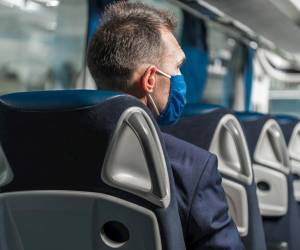 <i>Los países firmantes se comprometen a reducir en un 25 % la demanda de energía del transporte a 2035 y, además, a que un tercio de la energía que utilicen provenga de fuentes renovables y biocombustibles sostenibles. Foto de iStock</i>