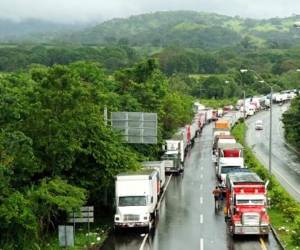 Empresarios de Centroamérica preocupados por situación del transporte en Panamá
