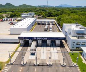 <i>Esta modernización genera impactos directos en la eficiencia operativa y la experiencia de los usuarios de las aduanas salvadoreñas. Foto de cortesía</i>
