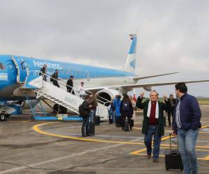 Aerolíneas Argentinas se incorpora al holding de avianca y Gol