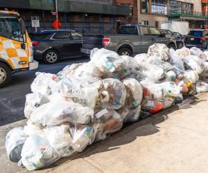 Demandan a PepsiCo por plásticos que contaminan y dañan la salud