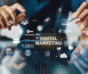 <i>Se proyecta que Google, Meta y Amazon representen el 62.3 % del gasto global en publicidad digital en 2026, según Emarketer. Foto de iStock</i>