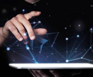 <i>La tecnología podría tener un efecto en los trabajadores al automatizar las tareas cognitivas repetitivas e intensivas en datos. Foto de iStock</i>