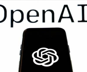 Escritores demandan a OpenAI por usar sus obras para entrenar el modelo de GPT